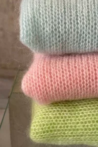 ふんわりシアーで着映え！モヘアブレンドニット